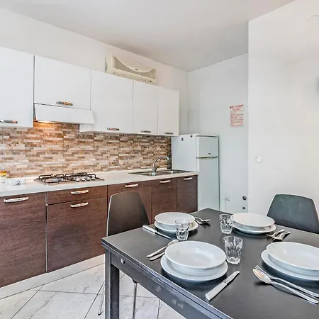 La Piazzetta Apartment *